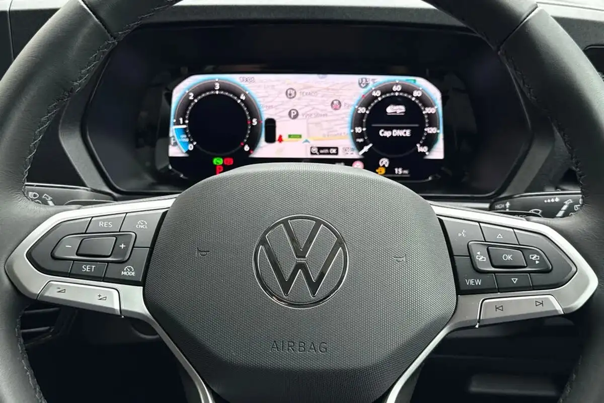 2024-volkswagen-caddy-big-57