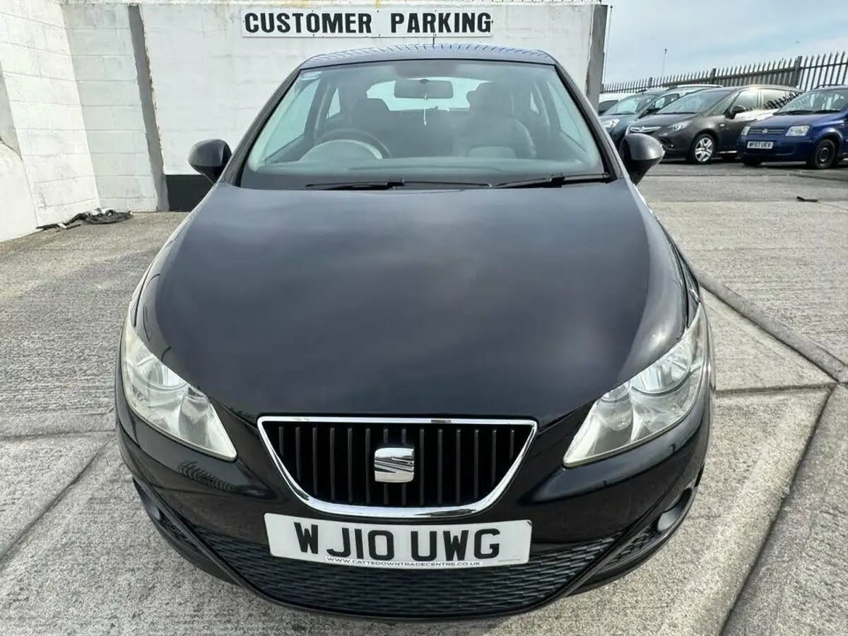 2010-seat-ibiza-14-se-85-sportcoupe-hatchback-3d-big-10