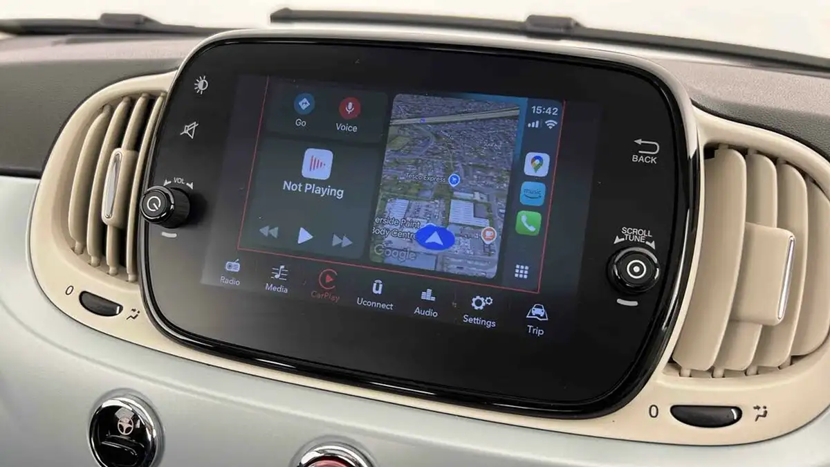 2024-fiat-500-10-top-big-35