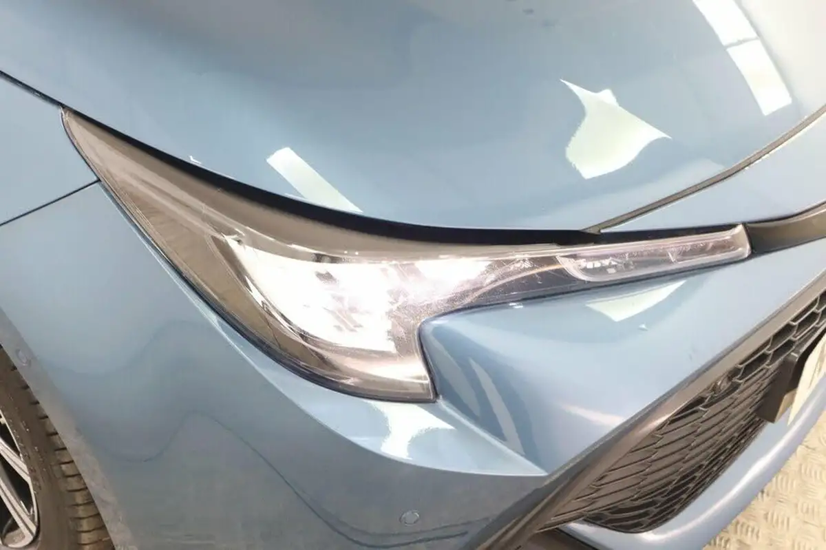 2021-toyota-corolla-18-vvt-i-design-trk-touring-sports-5d-big-43