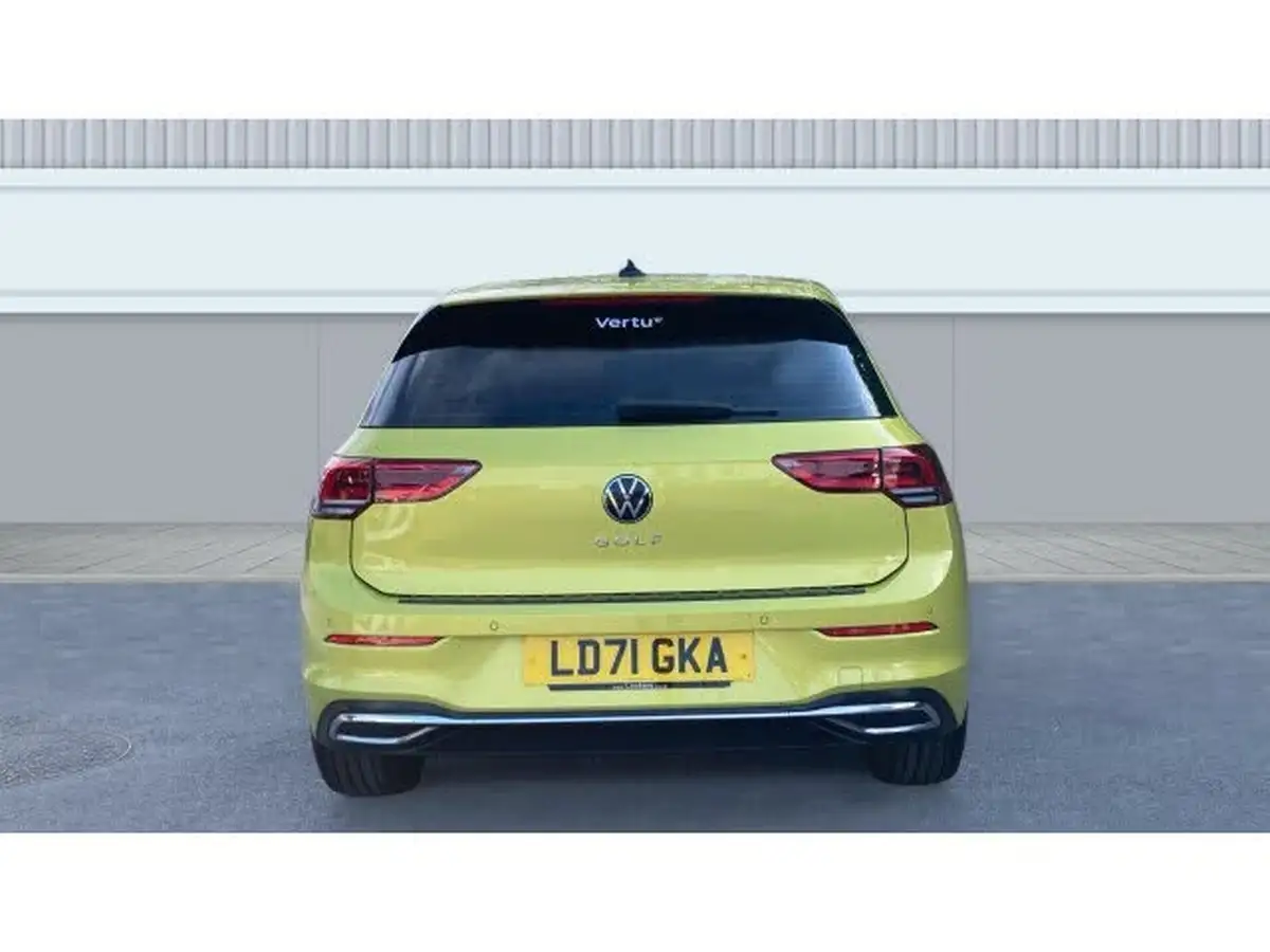 2021-volkswagen-golf-15-tsi-style-130ps-hatchback-big-5