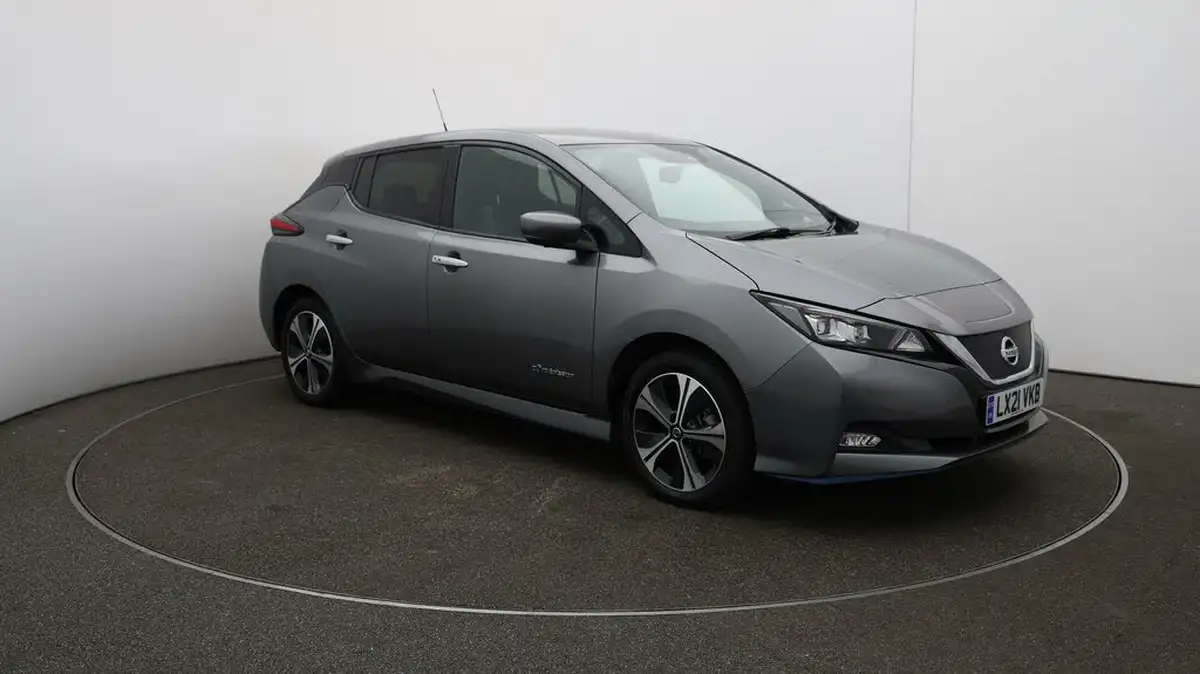 2021-nissan-leaf-e-e-tekna-big-36