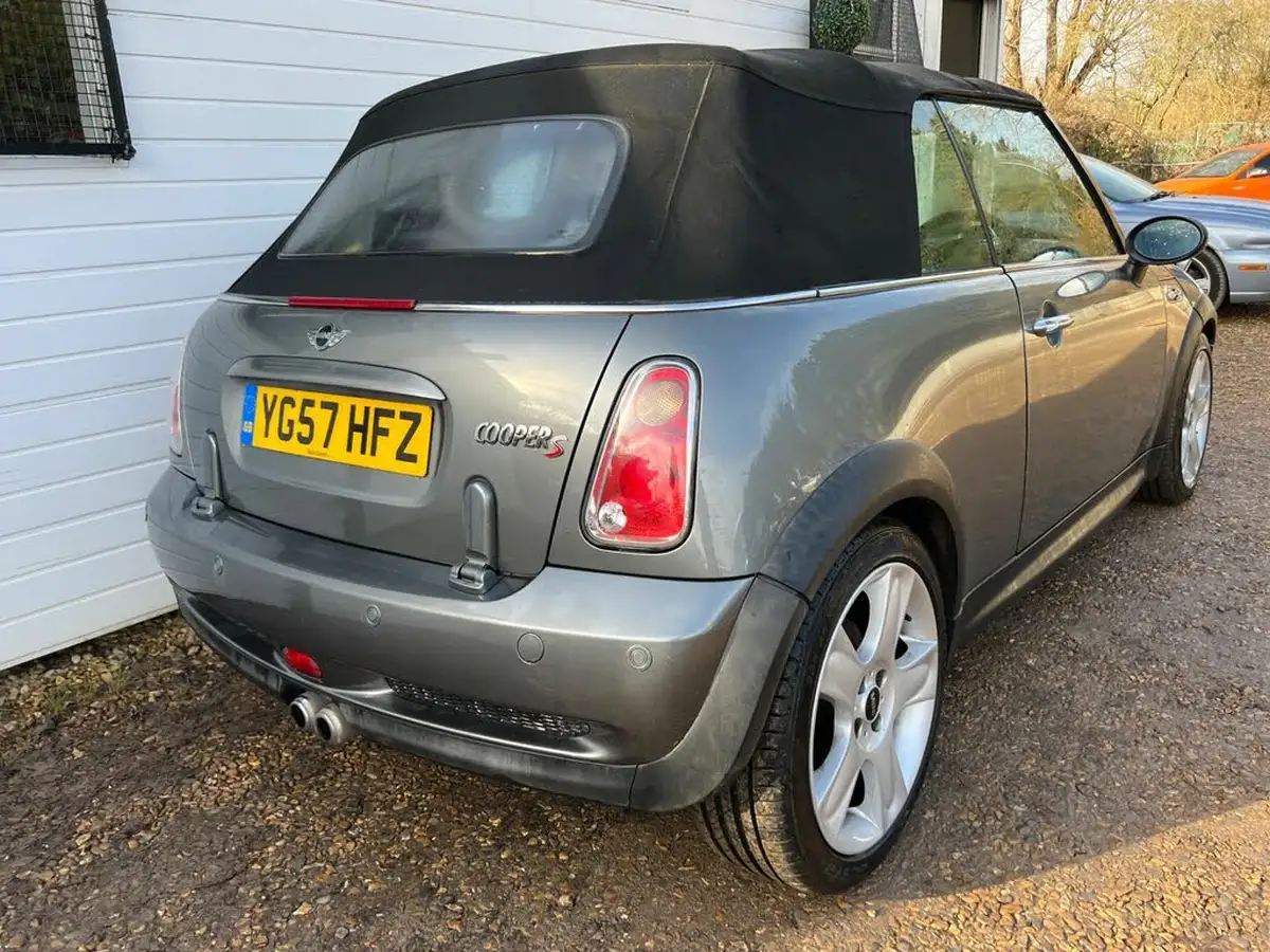 2007-mini-cooper-16-cooper-s-170bhp-convertible-2d-big-5