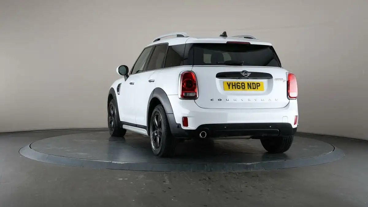 2019-mini-countryman-20td-cooper-d-classic-auto-big-50