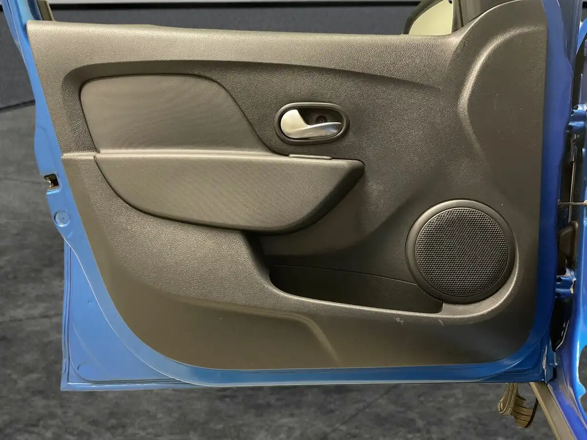 2018-dacia-sandero-stepway-09-tce-ambiance-big-20