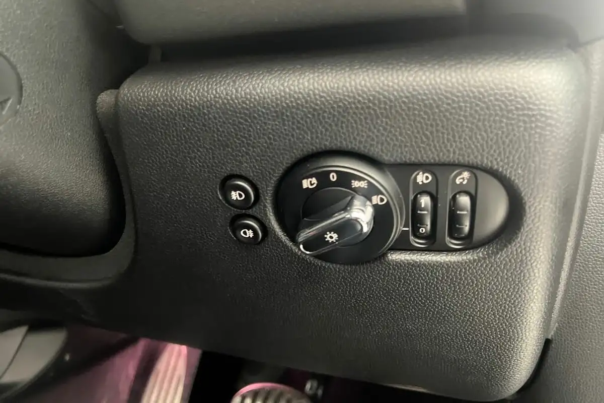2019-mini-cooper-20-cooper-s-sport-189bhp-hatchback-5d-auto-big-37
