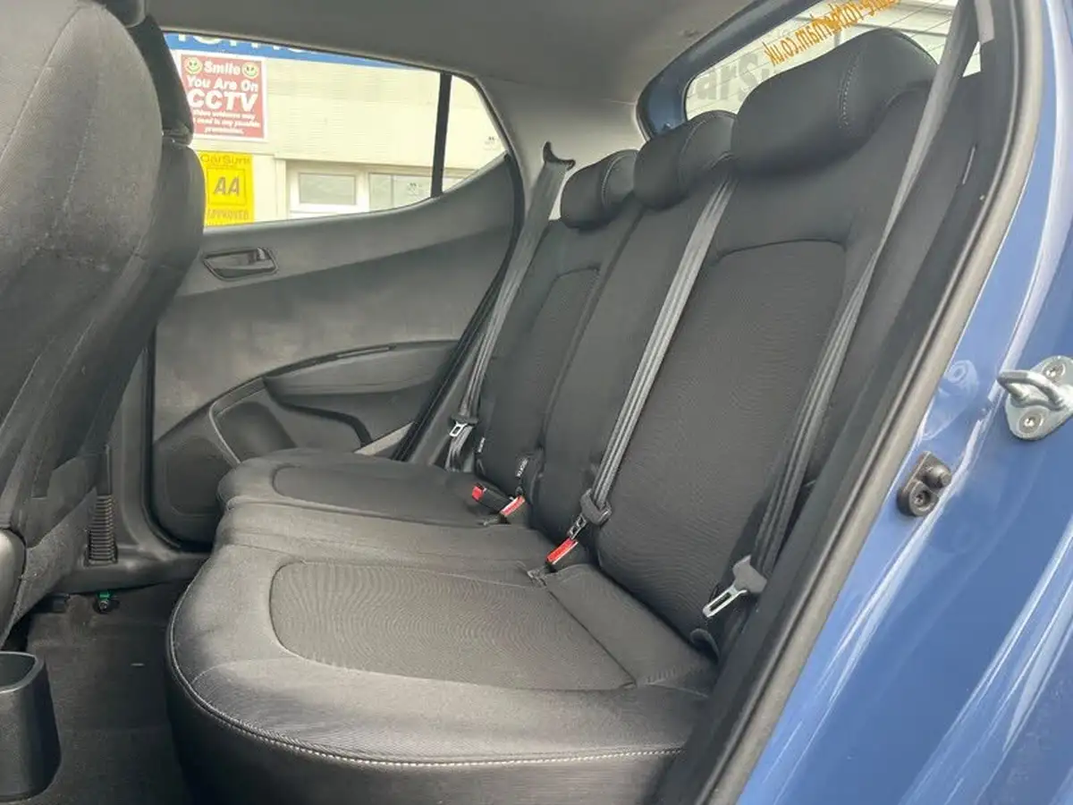 2017-hyundai-i10-12-se-big-12