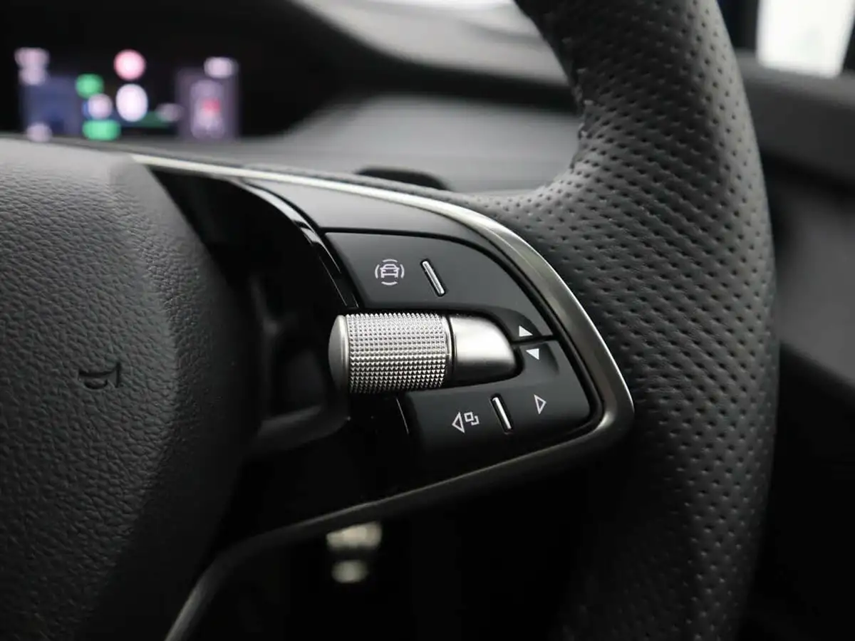 2024-skoda-enyaq-e-85x-sportline-plus-coupe-big-24
