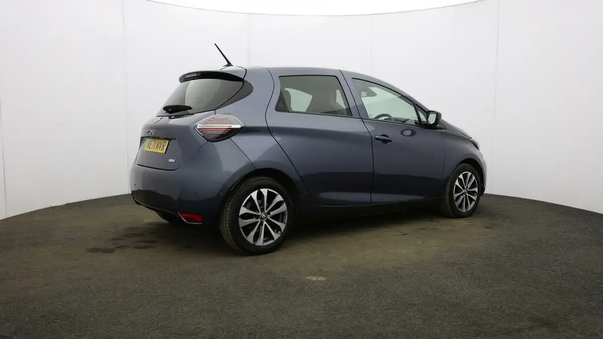 2021-renault-zoe-e-gt-line-big-47