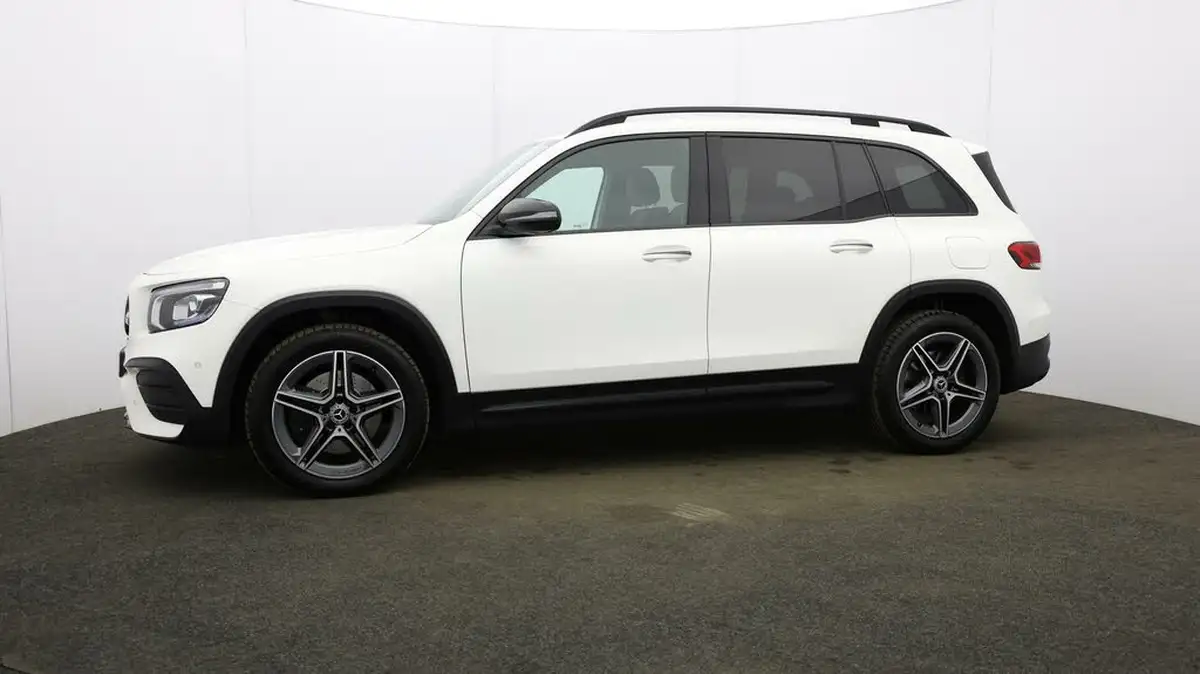 2020-mercedes-benz-glb-class-20d-glb220d-amg-line-premium-5-big-28