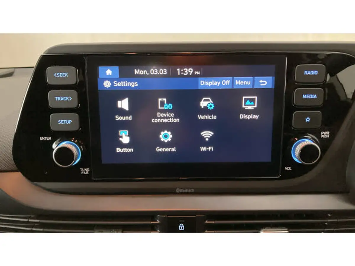 2022-hyundai-i20-10-t-gdi-se-connect-dct-big-11