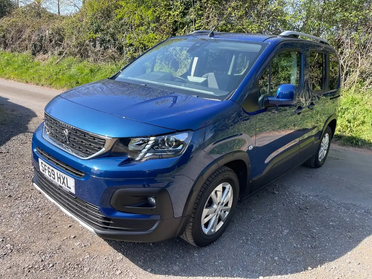 2019-peugeot-rifter-15-bluehdi-allure-130bhp-standardss-eat8-big-18