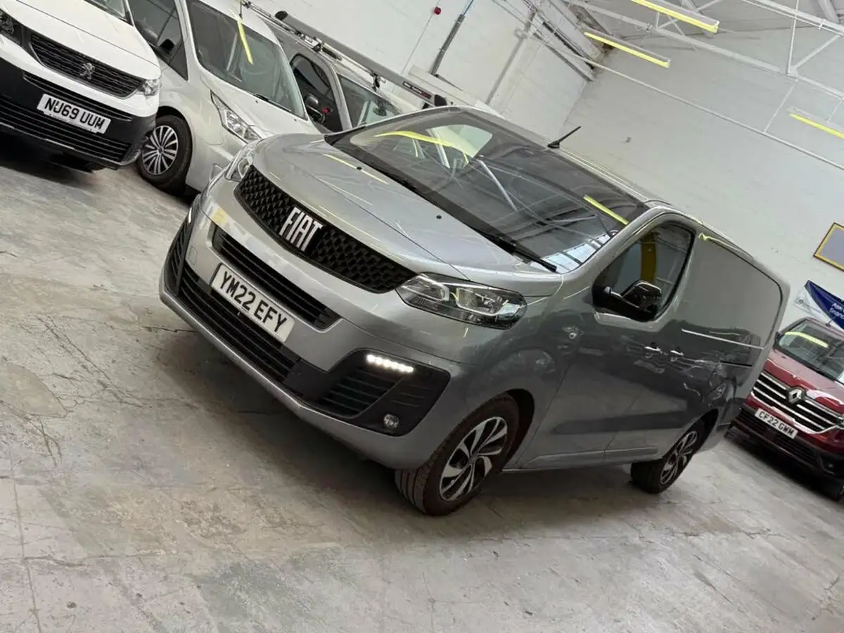 2022-fiat-scudo-20jtd-business-145hpeu6d-lwb-panel-big-32