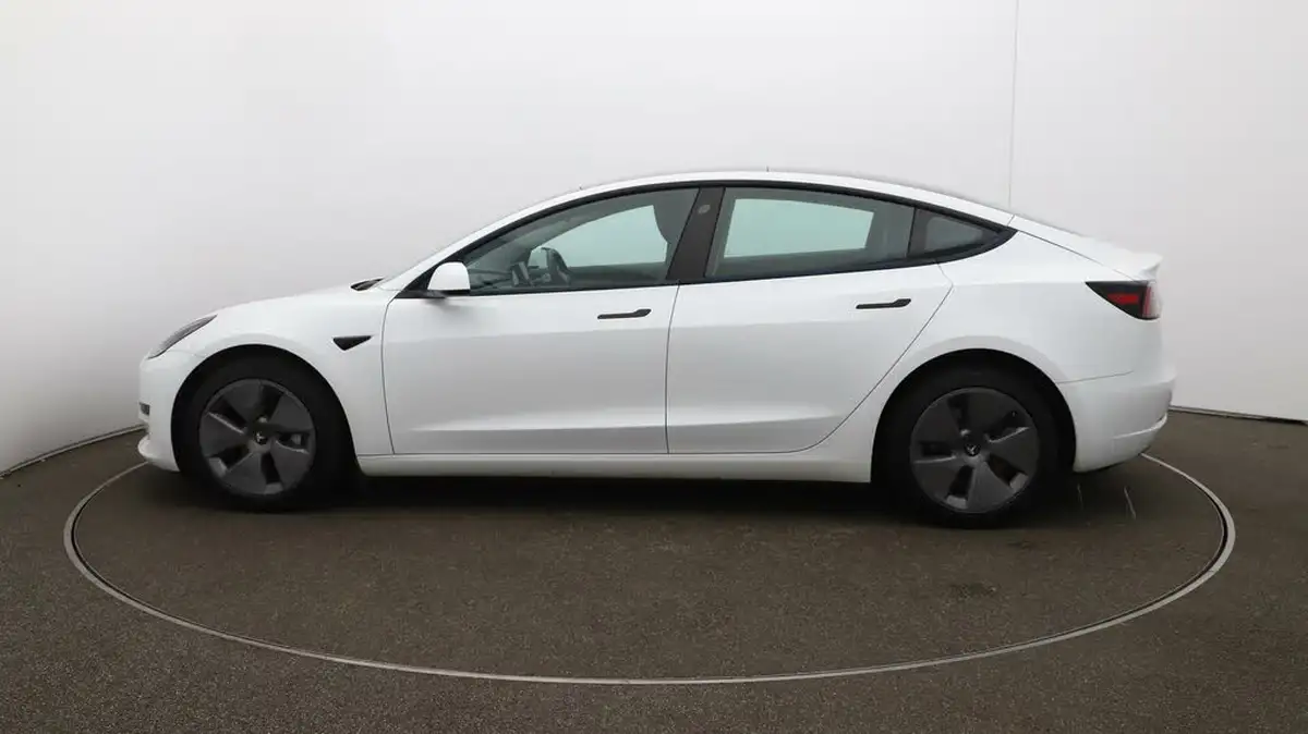 2021-tesla-model-3-e-standard-plus-big-55