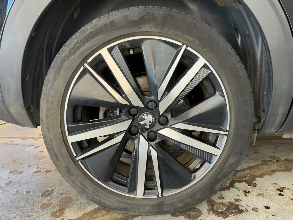 2021-peugeot-5008-suv-12-puretech-gt-premium-big-36