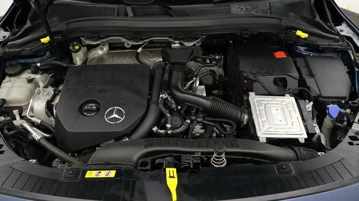 2023-mercedes-benz-gla-class-13-gla-200-sport-executive-station-wagon-big-18