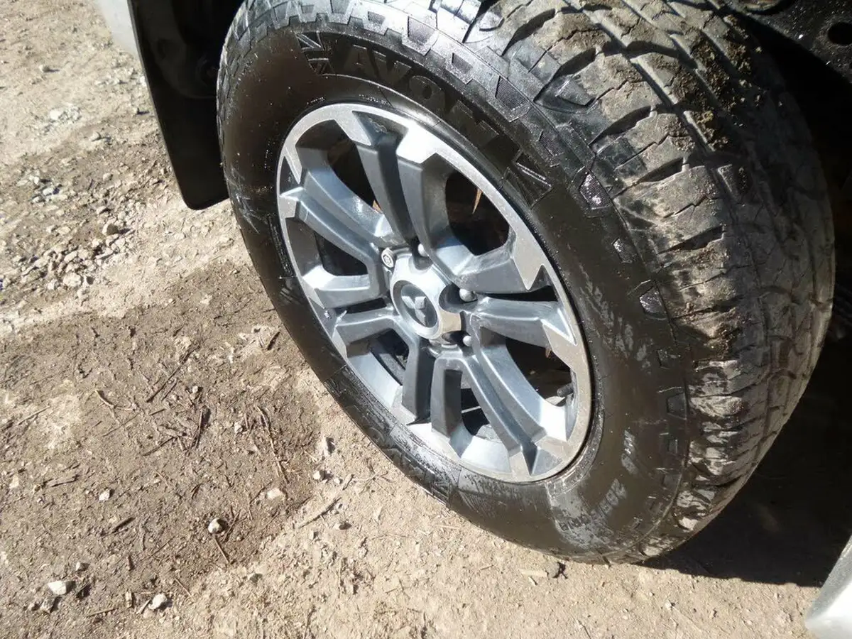 2020-mitsubishi-l200-22di-d-barbarian-auto-big-61