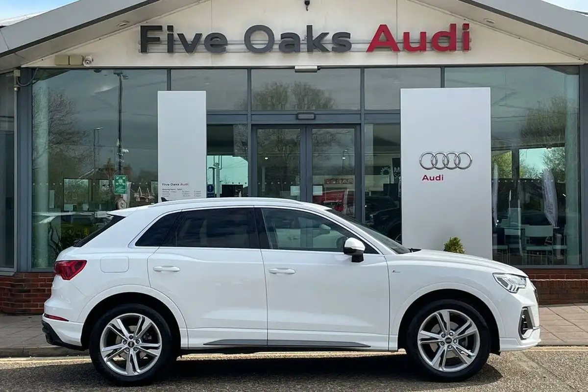 2022-audi-q3-15-35-tfsi-s-line-cod-station-wagon-tronic-big-1