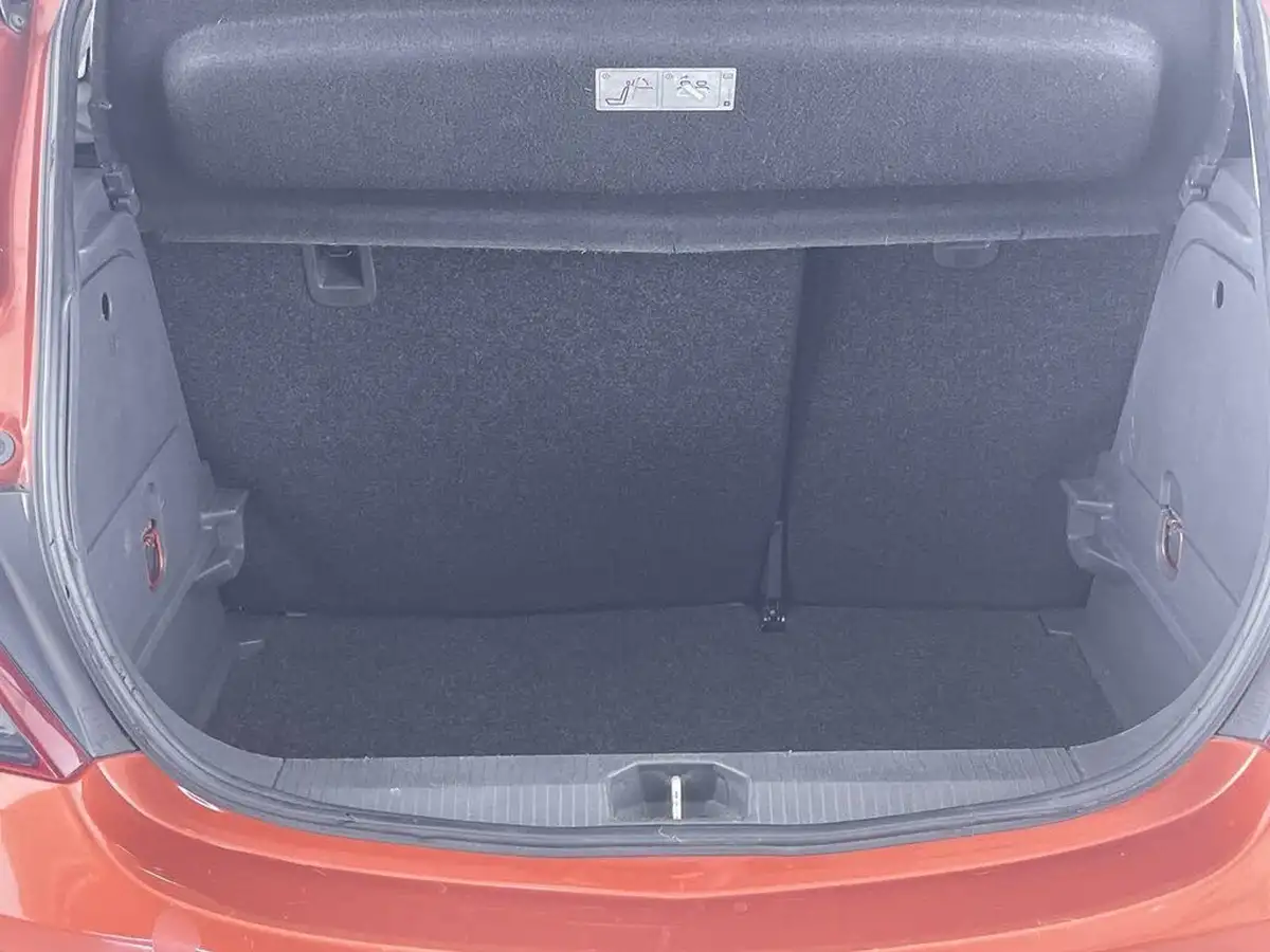 2012-vauxhall-corsa-12-sxi-16v-3d-big-6