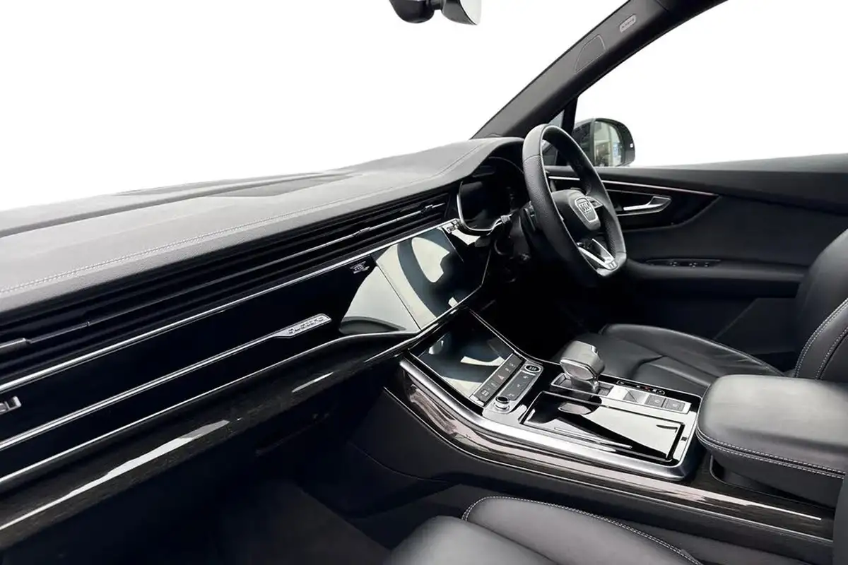 2023-audi-q7-30-50-tdi-black-edition-big-14