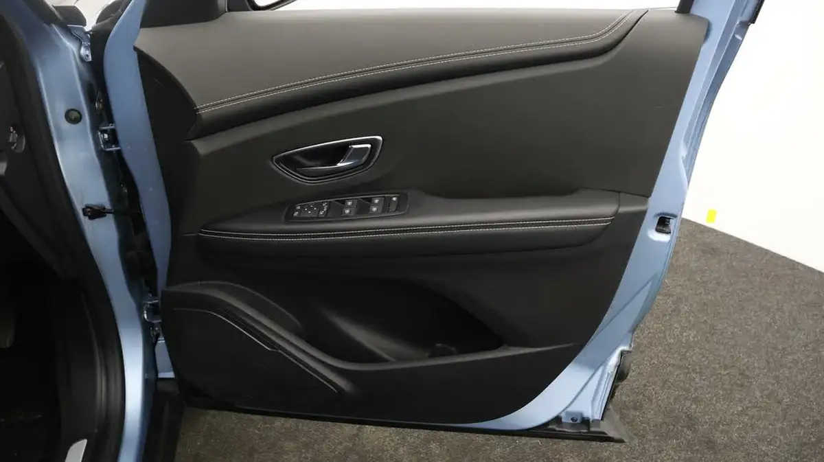 2017-renault-scenic-15dci-dynamique-s-nav-edc-auto-big-14
