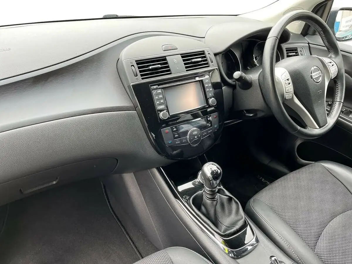 2017-nissan-pulsar-15dci-n-connecta-ss-big-6