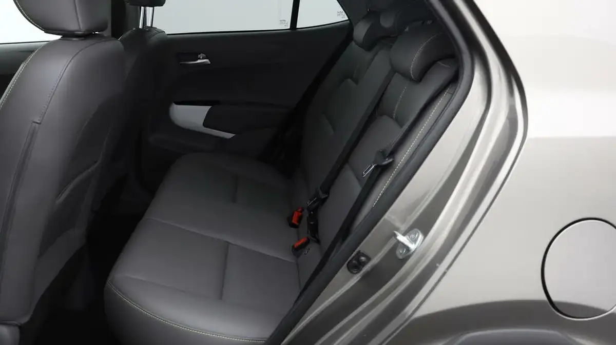 2020-kia-picanto-125-x-line-big-15
