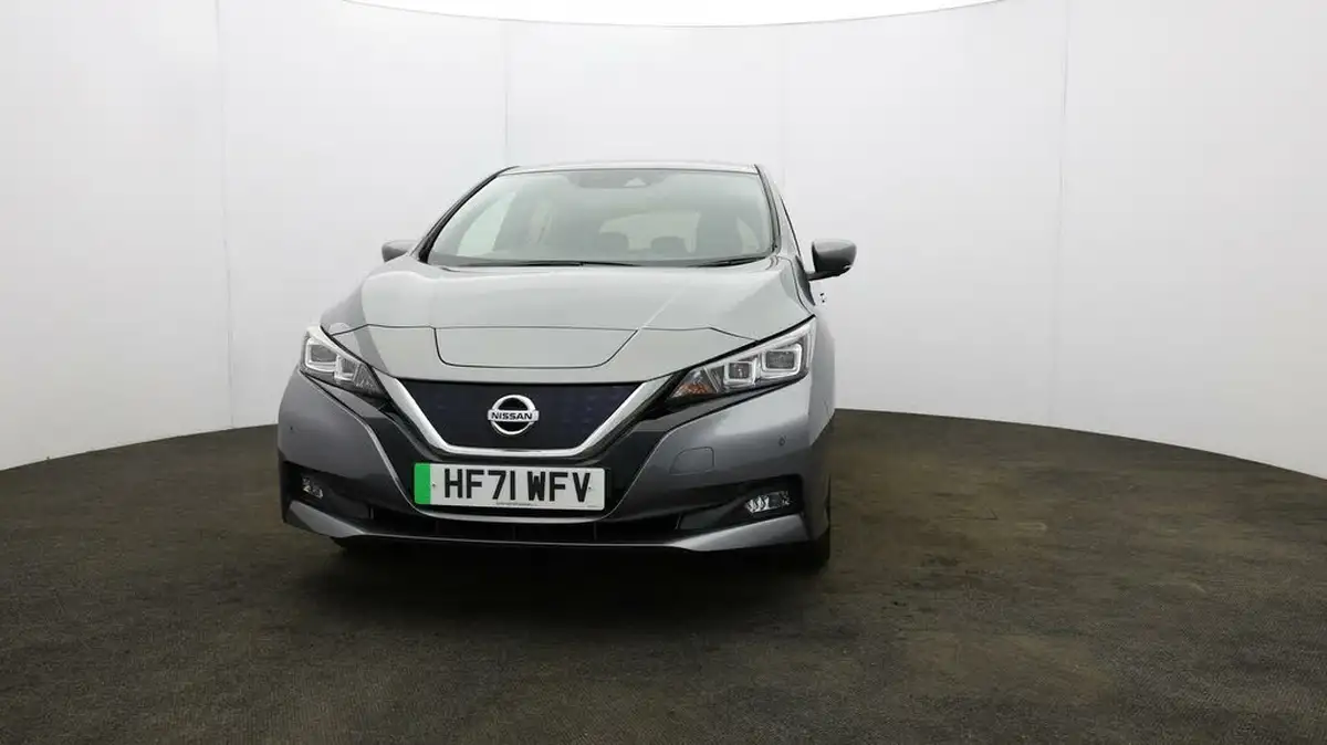 2021-nissan-leaf-e-tekna-big-33