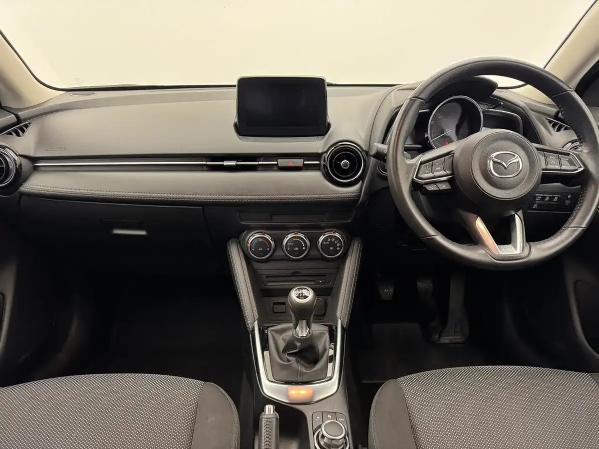 2019-mazda-mazda2-15-sport-nav-big-7