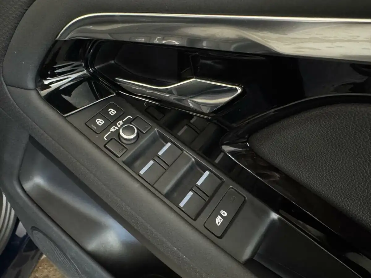 2021-land-rover-range-rover-evoque-20-d200-r-dynamic-s-big-18
