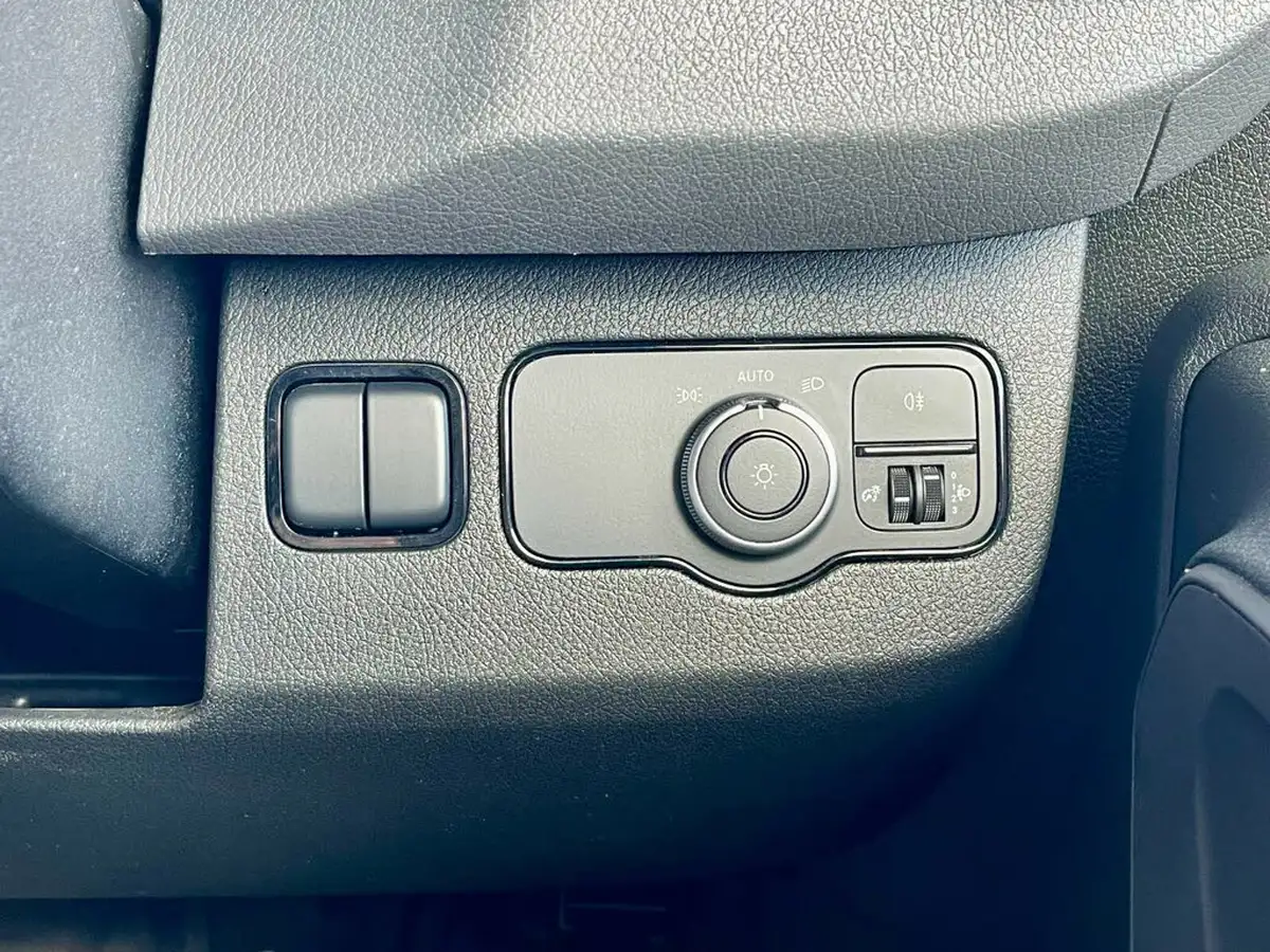 2023-mercedes-benz-sprinter-20cdi-315-l2h1-premium-big-25