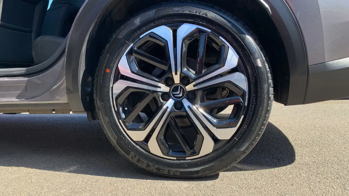 2022-citroen-c5-x-12-puretech-sense-plus-big-15