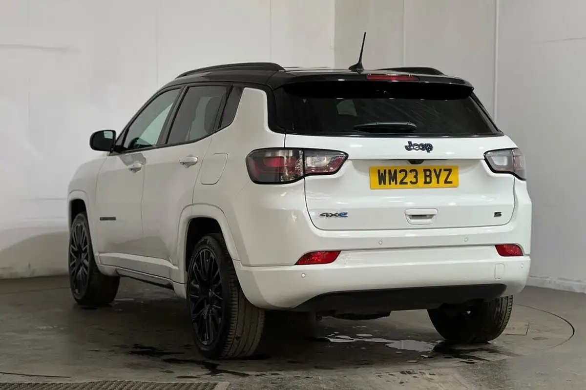 2023-jeep-compass-13-gse-s-big-14