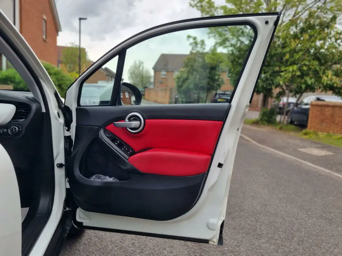2015-fiat-500x-14-pop-star-opening-edition-big-38