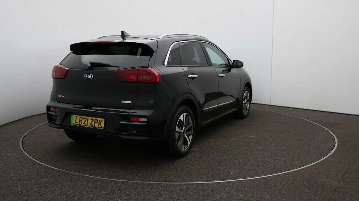 2021-kia-e-niro-ev-4-big-51