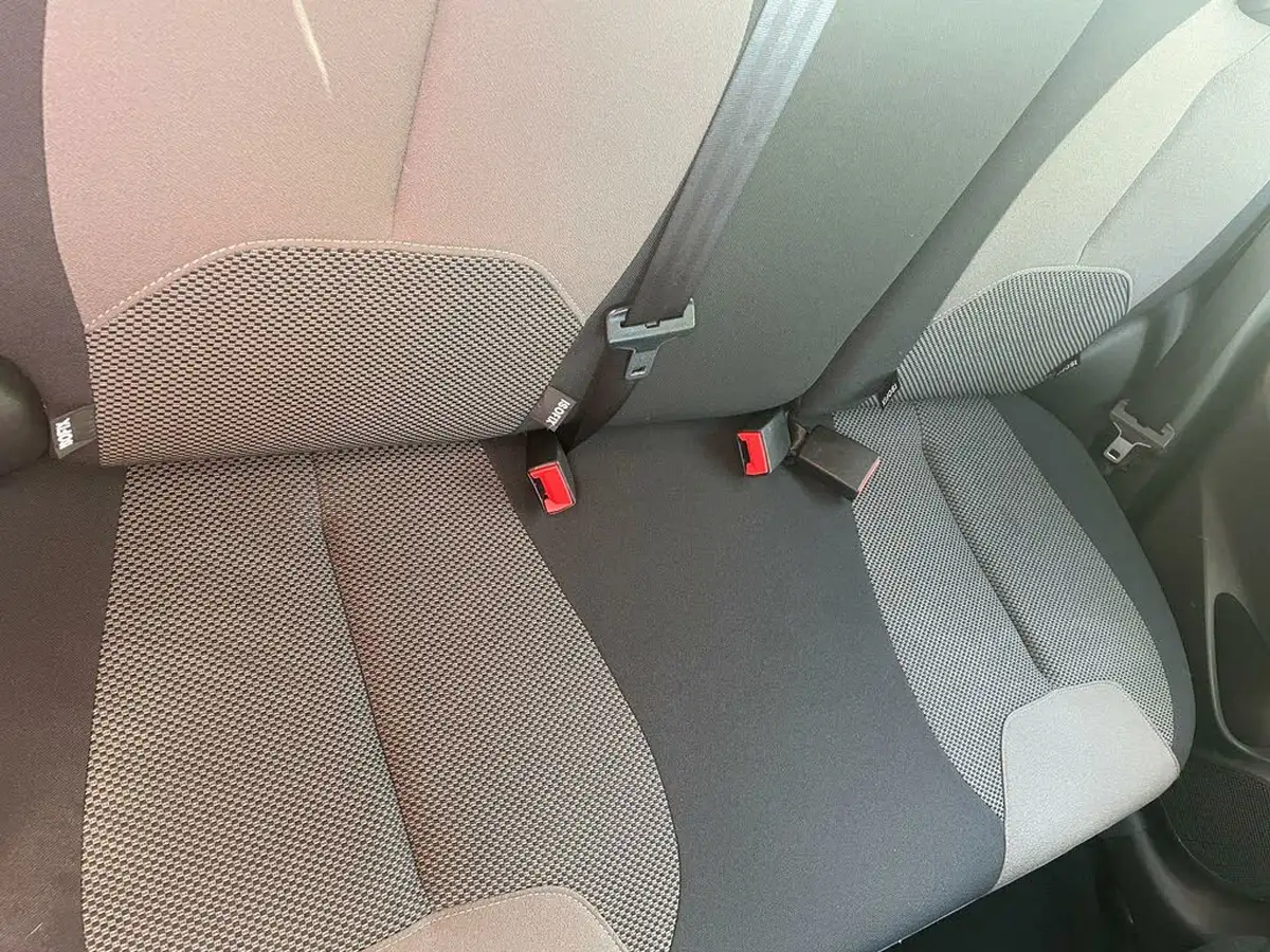 2015-citroen-c3-12-vtr-big-18