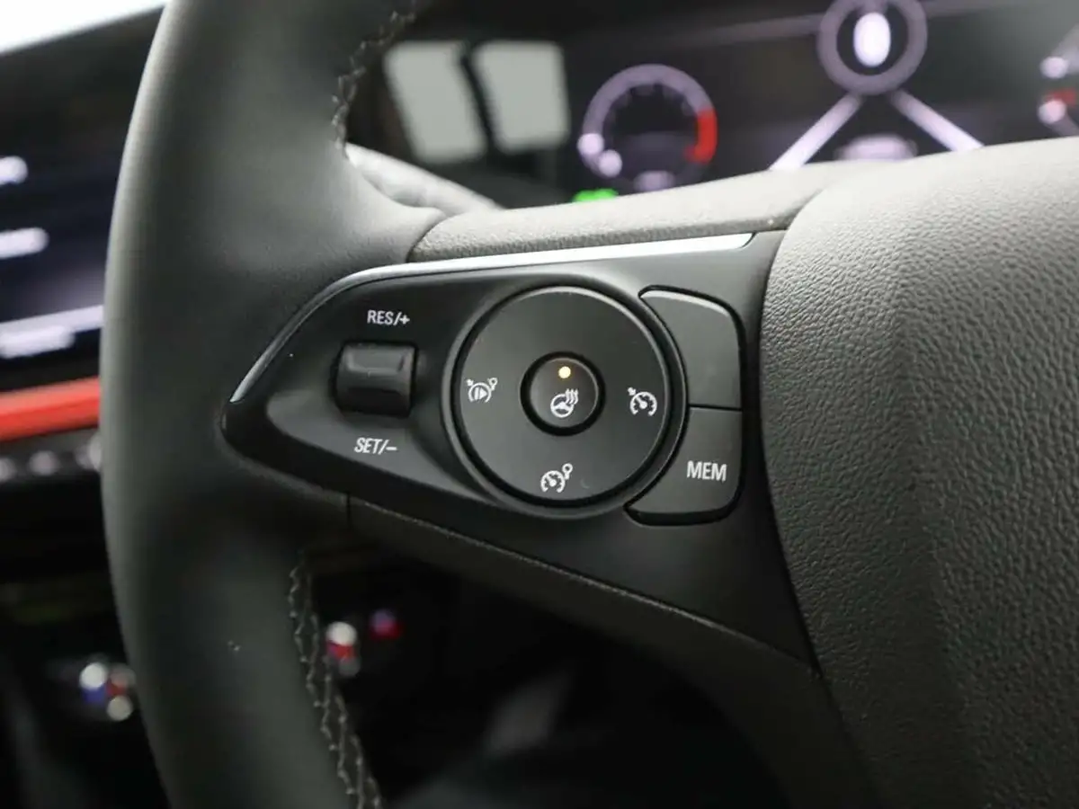 2024-vauxhall-mokka-12-gs-136ps-big-23