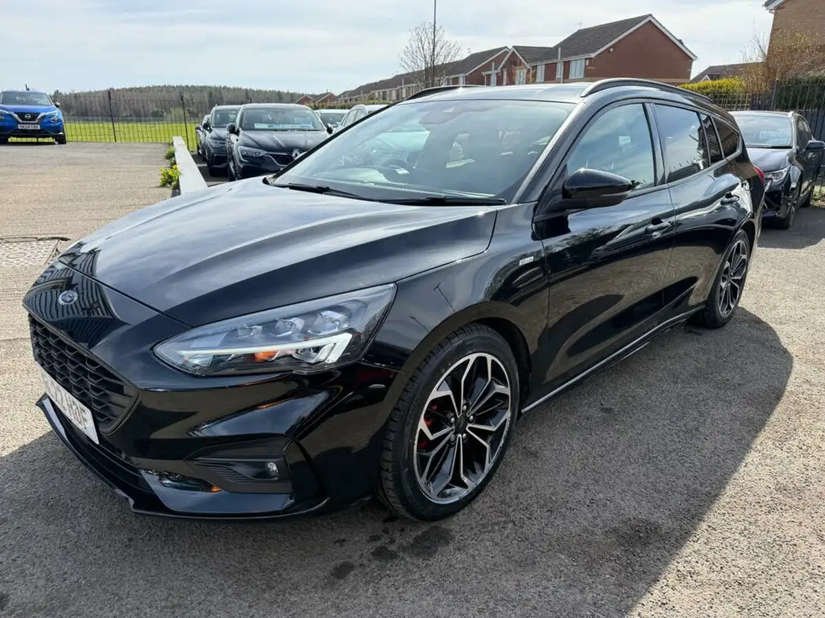 2022-ford-focus-big-5