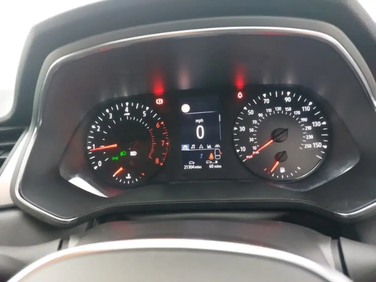 2021-renault-captur-13-tce-iconic-140ps-big-10