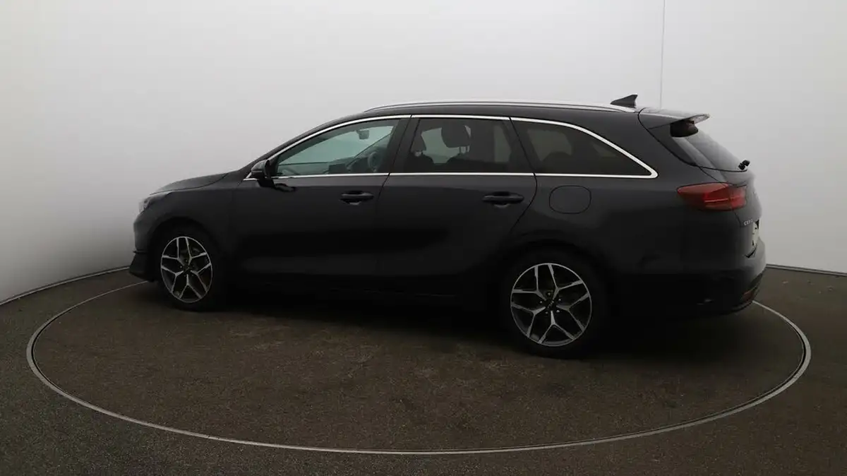 2022-kia-ceed-15-t-gdi-3-sportswagon-big-37