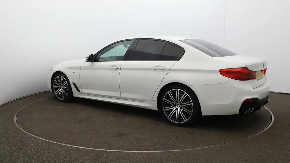 2020-bmw-5-series-20td-520d-m-sport-190ps-mht-saloon-4d-big-31