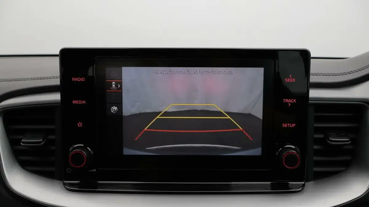 2022-kia-ceed-10-t-gdi-2-sportswagon-big-24