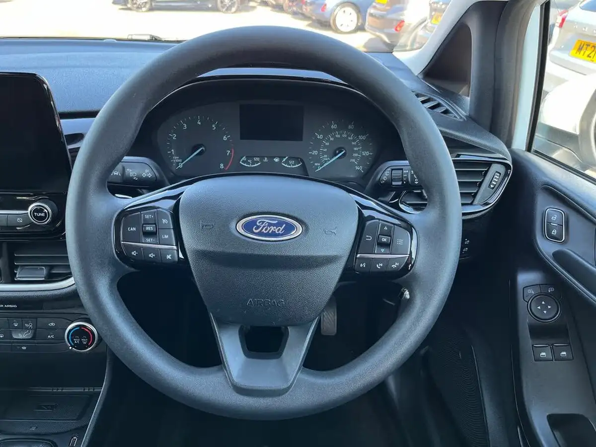 2022-ford-fiesta-10t-trend-100ps-5d-big-29