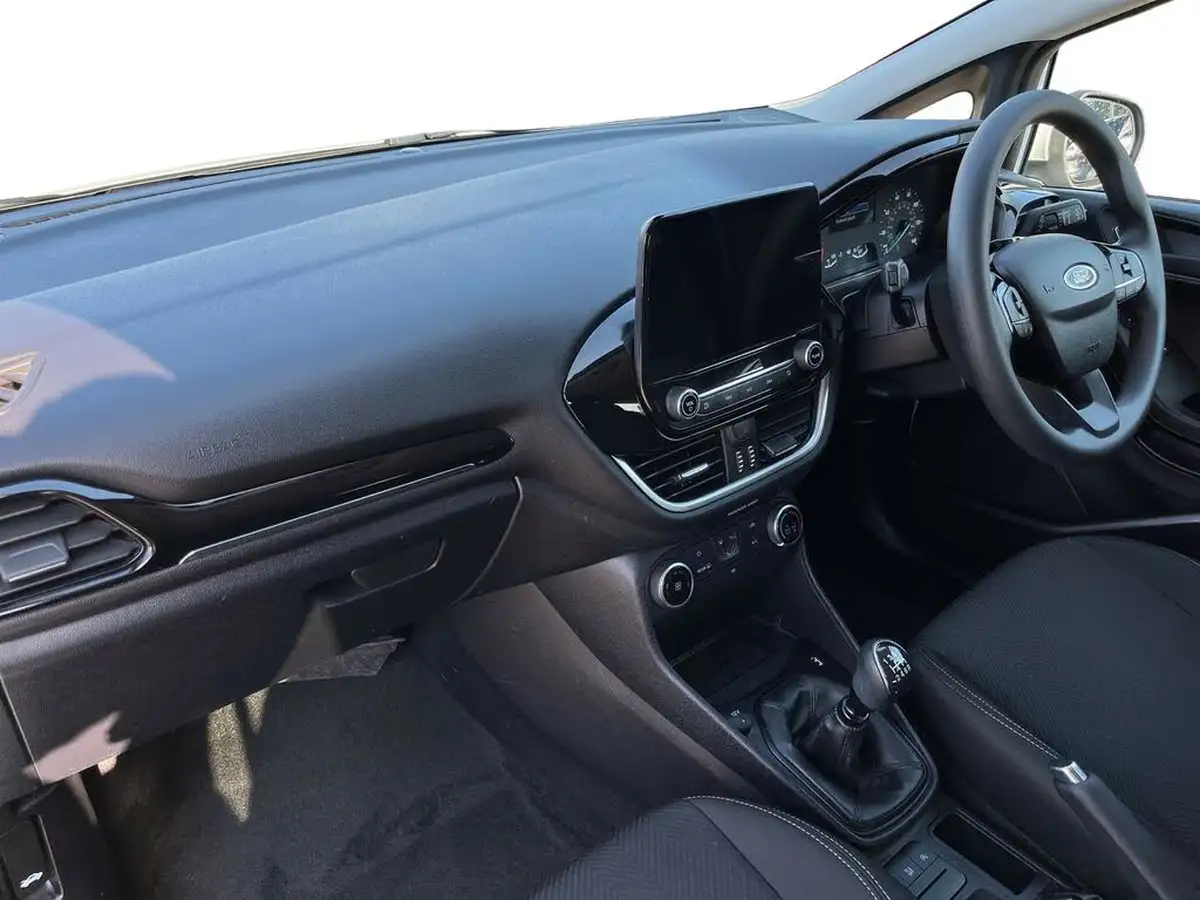 2022-ford-fiesta-10t-trend-100ps-5d-big-6