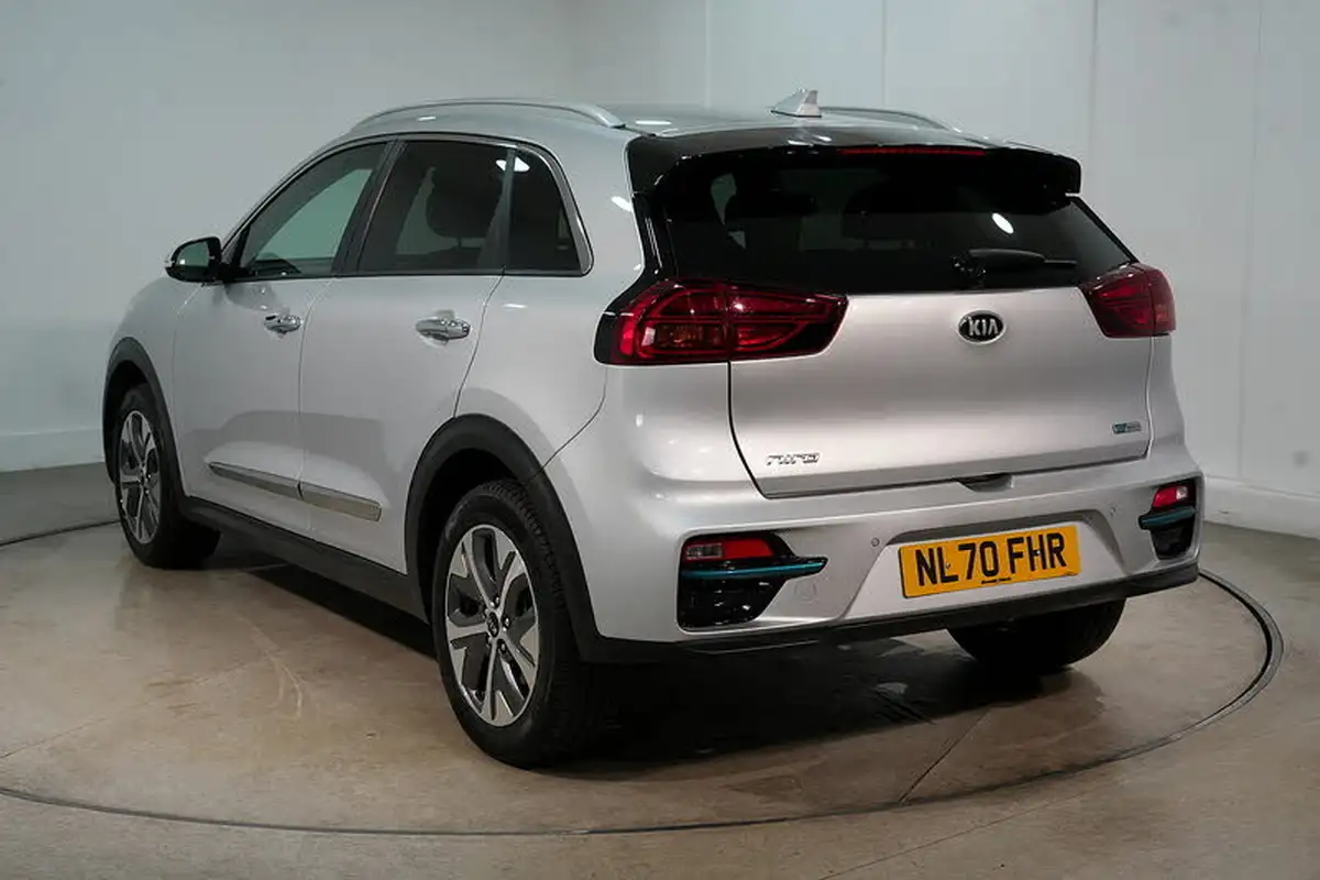 2020-kia-e-niro-ev-4-big-7