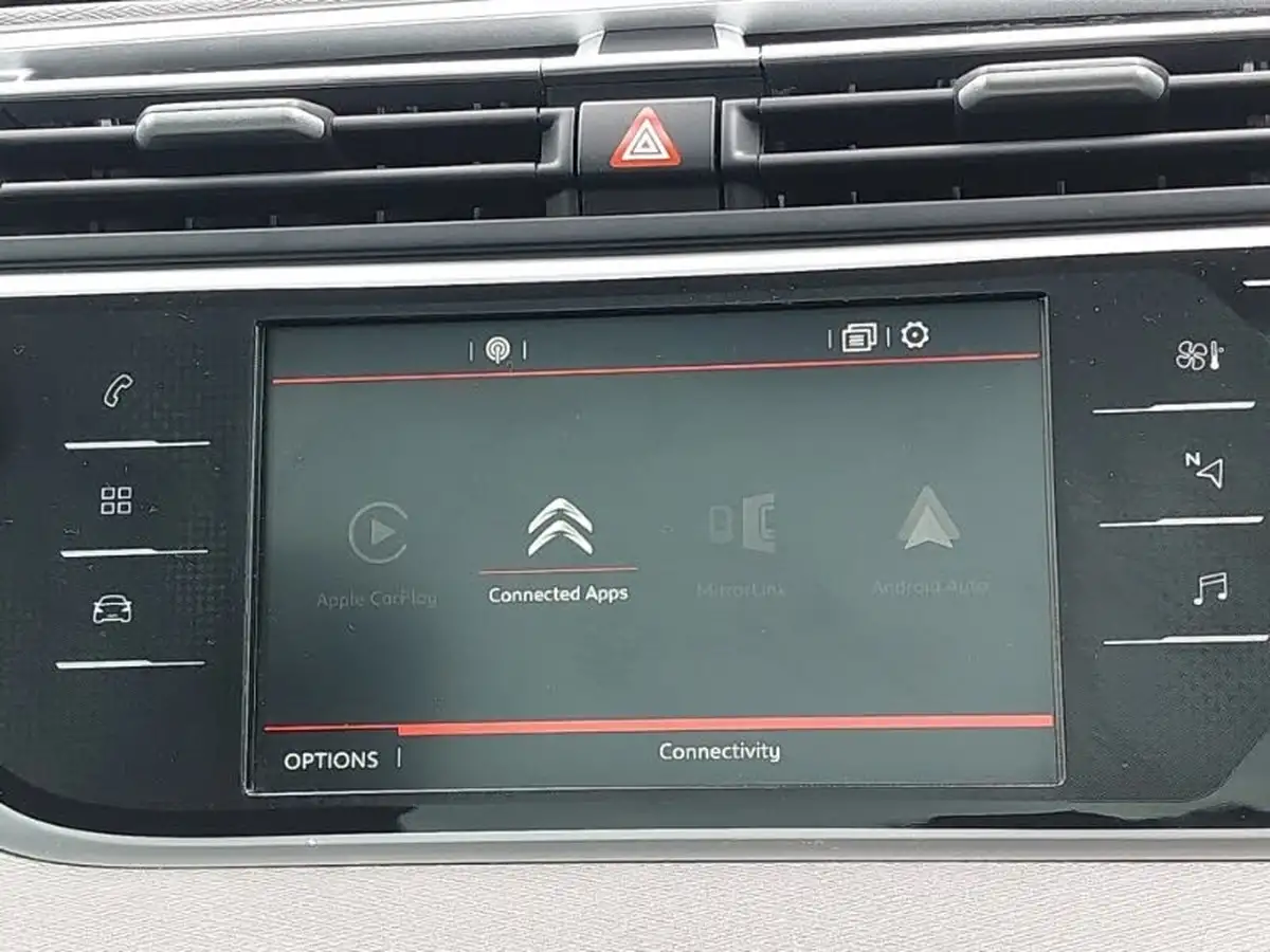 2019-citroen-c4-spacetourer-12-puretech-flair-big-10