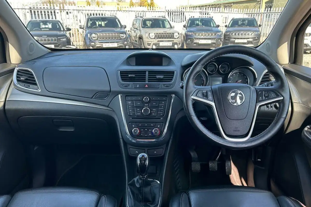 2015-vauxhall-mokka-16-se-big-8