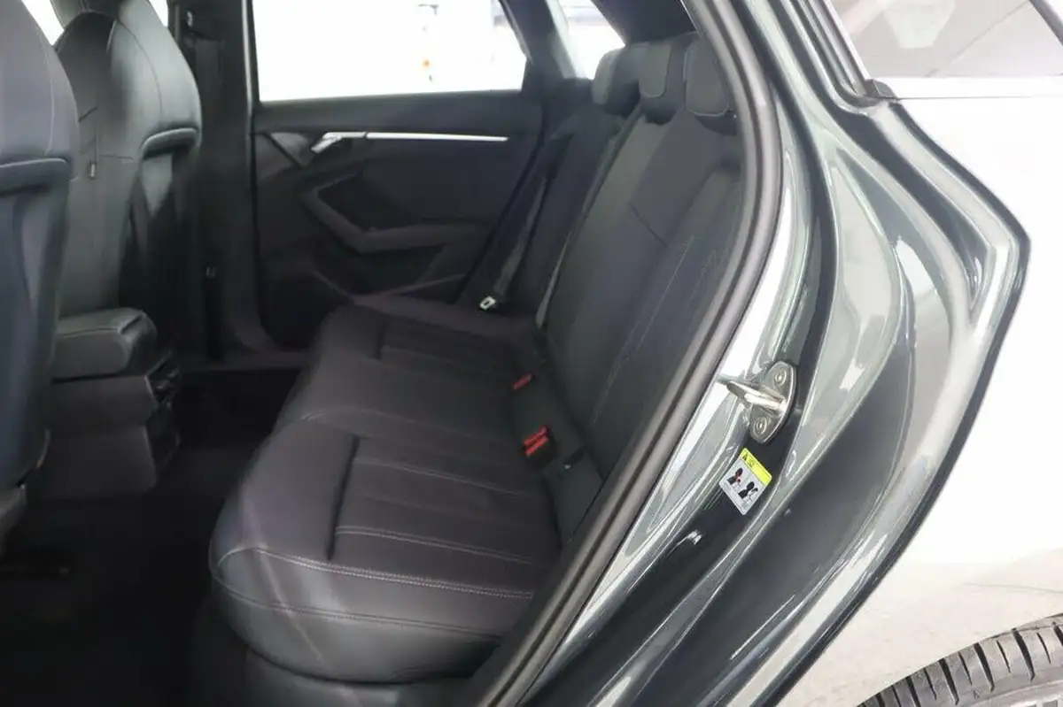 2021-audi-a3-14-40-tfsi-e-s-line-big-12