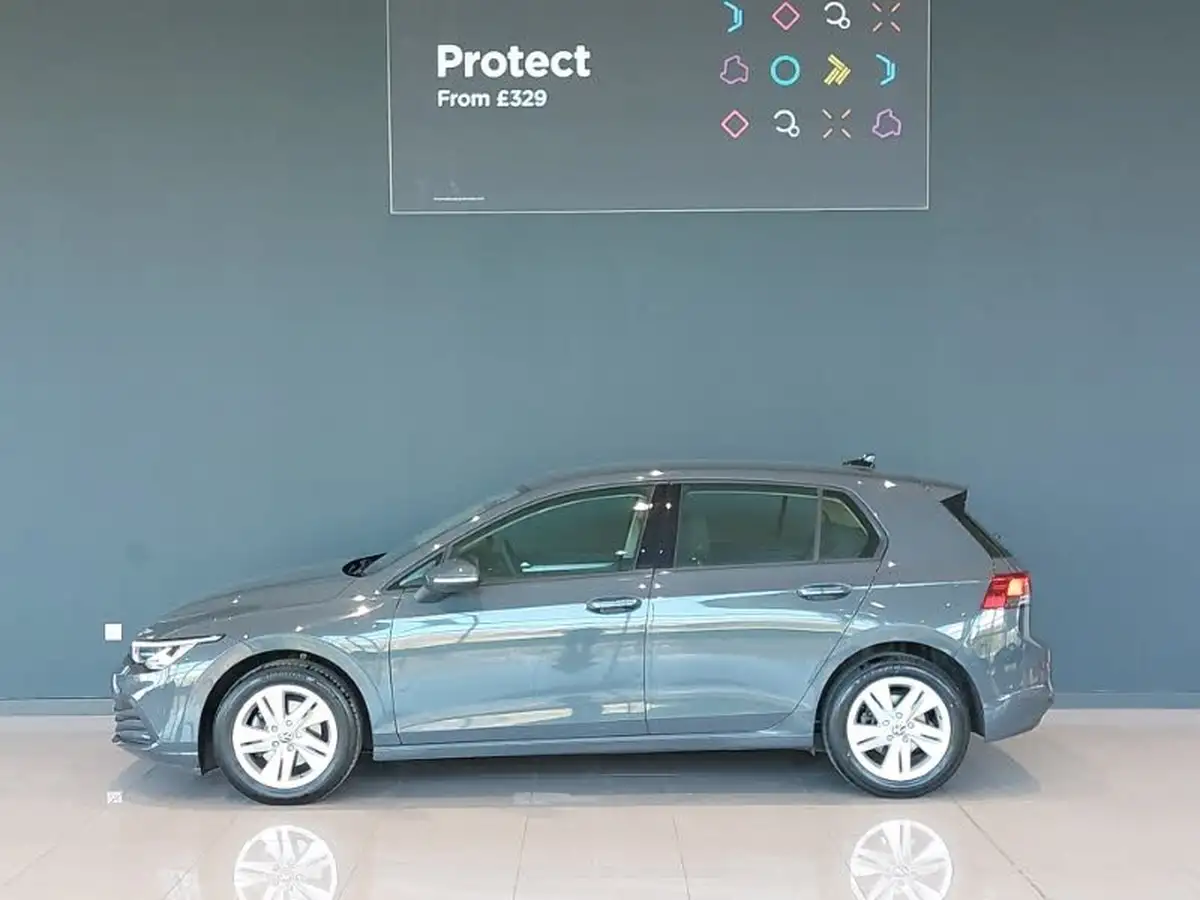 2023-volkswagen-golf-15-etsi-life-150ps-hatchback-big-3