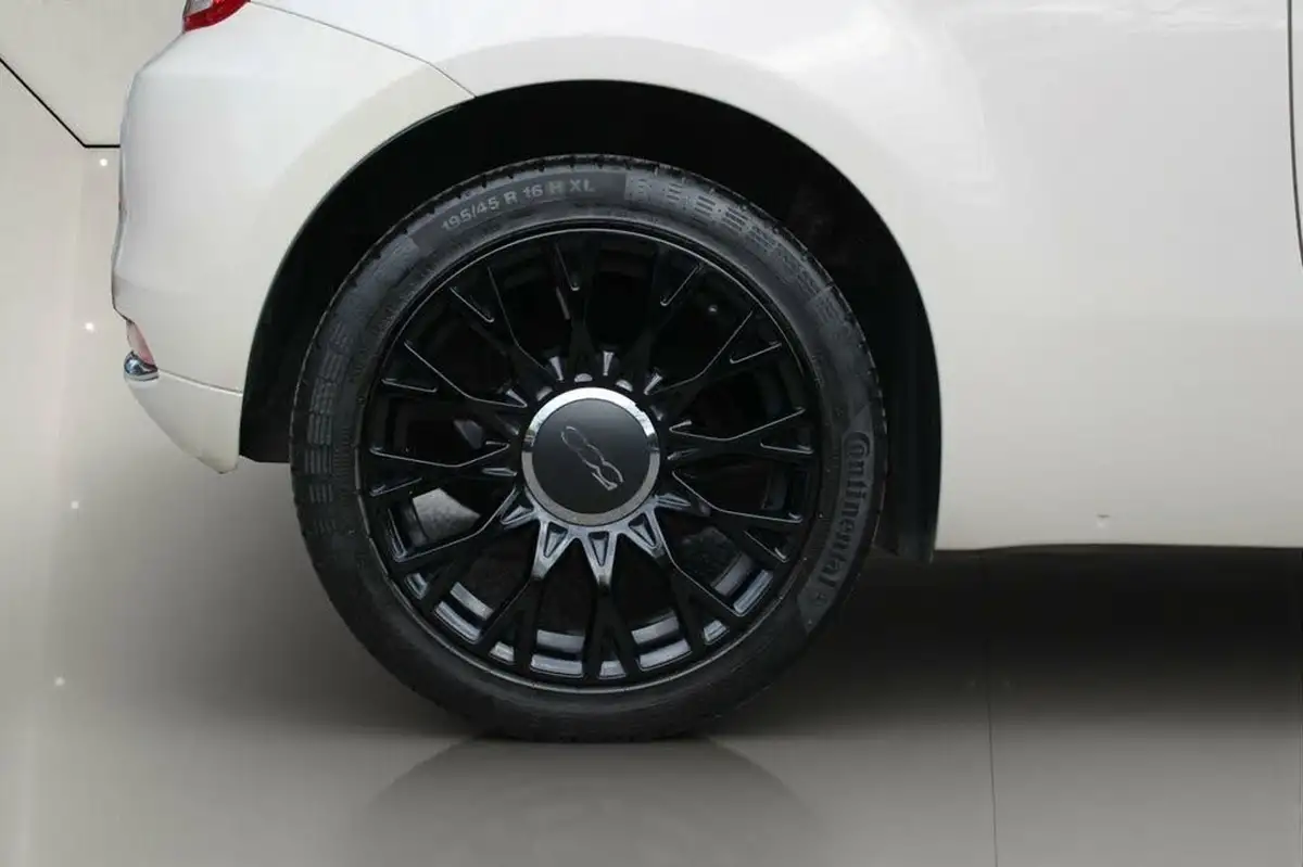2018-fiat-500c-12-collezione-big-31